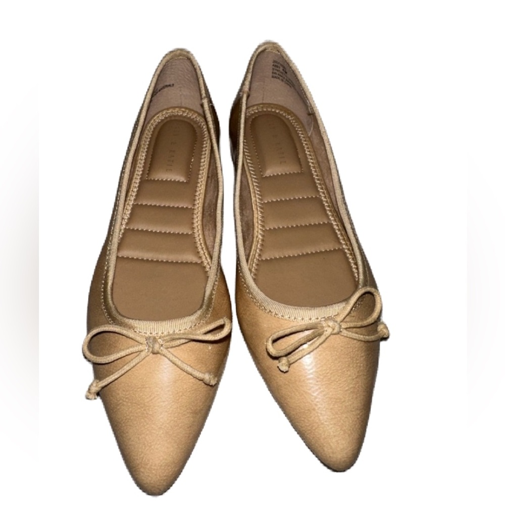 Kelly & Katie Abby Nude Glossy Flat Bow Slip On Shoe Size 6